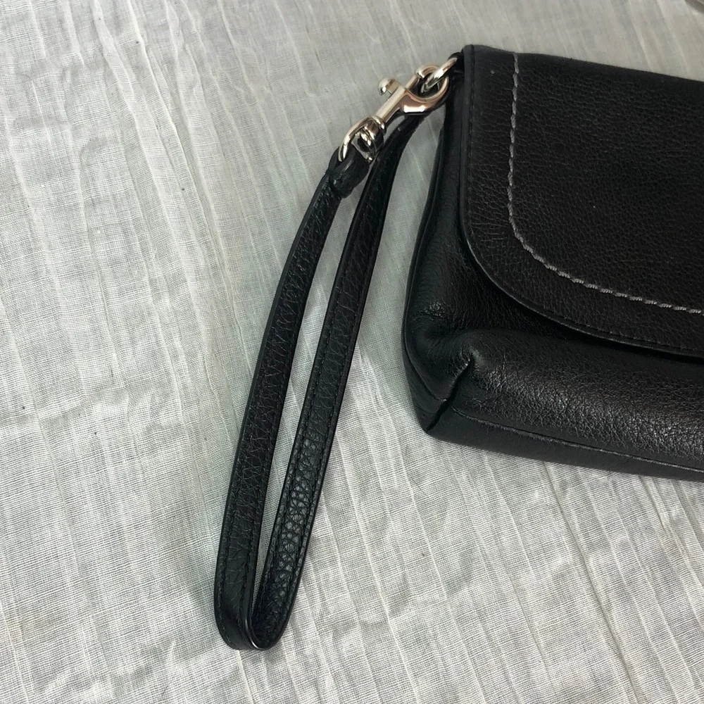 Vintage COACH black pebbled leather wristlet wallet w/ teal interior